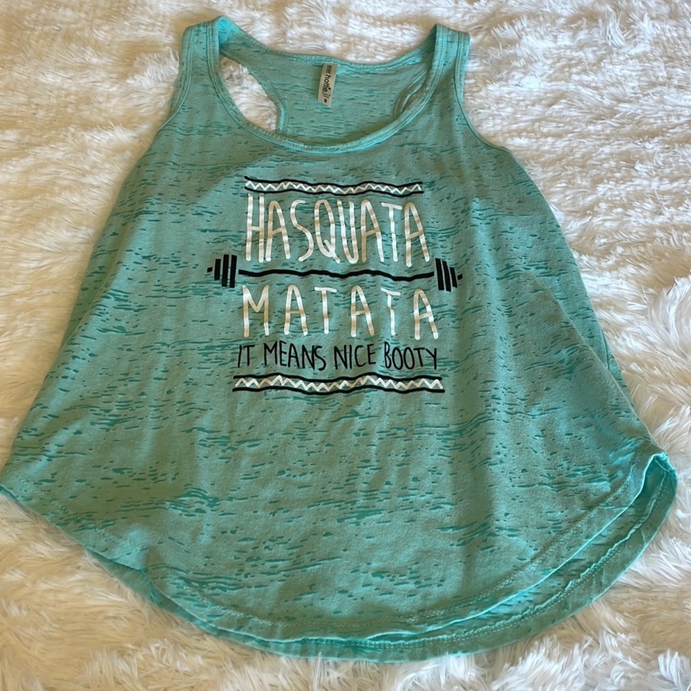 3/$15🔴 Women’s racerback tank top size small workout squats